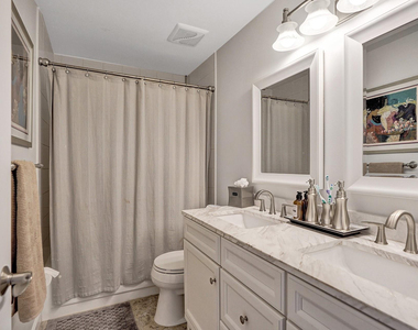 702 Saint Albans Drive - Photo Thumbnail 24