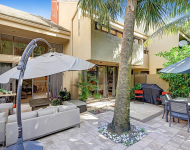 702 Saint Albans Drive - Photo Thumbnail 1