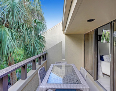 702 Saint Albans Drive - Photo Thumbnail 23
