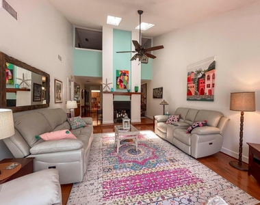 56 Edinburgh Drive - Photo Thumbnail 3