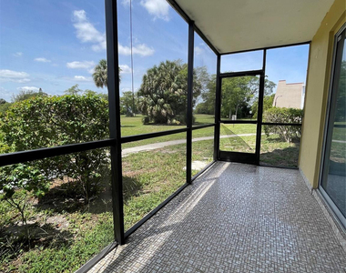 4158 Inverrary Drive - Photo Thumbnail 8