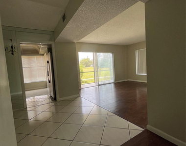4158 Inverrary Drive - Photo Thumbnail 5