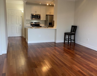 780 S Sapodilla Avenue - Photo Thumbnail 6