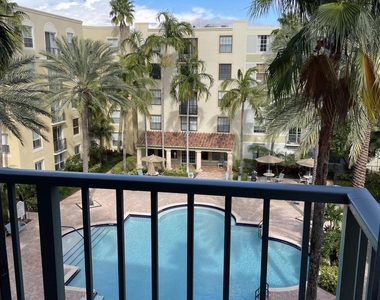 780 S Sapodilla Avenue - Photo Thumbnail 7