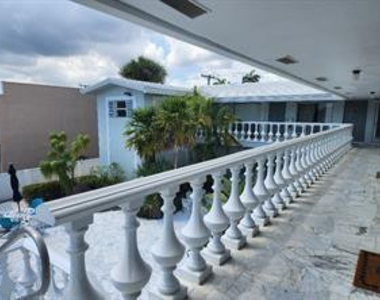 915 Intracoastal Drive - Photo Thumbnail 9