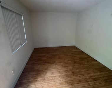 570 Ne 64th Street - Photo Thumbnail 5