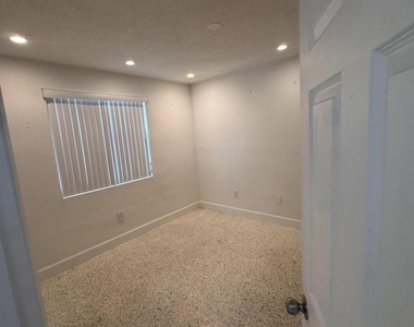 570 Ne 64th Street - Photo Thumbnail 7