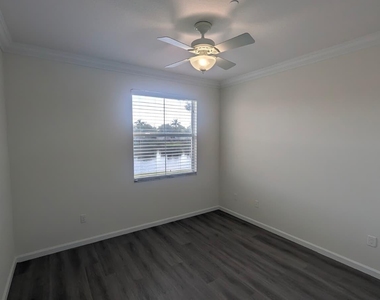 4153 Cascada Circle - Photo Thumbnail 14