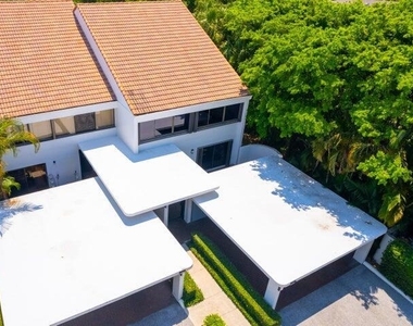 2517 Presidential Way - Photo Thumbnail 38