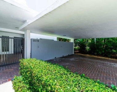 2517 Presidential Way - Photo Thumbnail 35