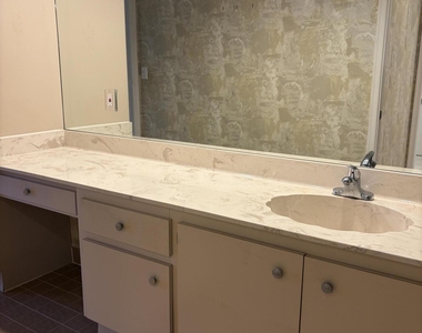 21435 Campo Allegro Drive - Photo Thumbnail 38