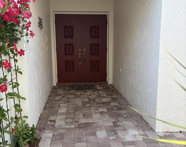21435 Campo Allegro Drive - Photo Thumbnail 5