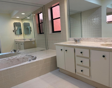 21435 Campo Allegro Drive - Photo Thumbnail 30