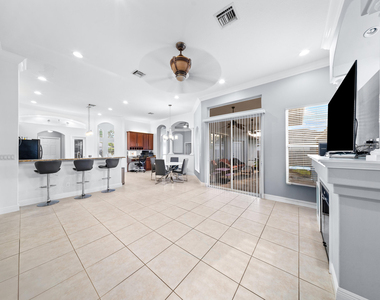 5918 Nw Hann Drive - Photo Thumbnail 16