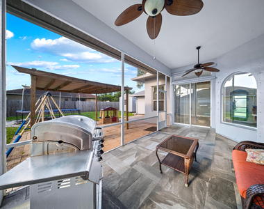5918 Nw Hann Drive - Photo Thumbnail 14