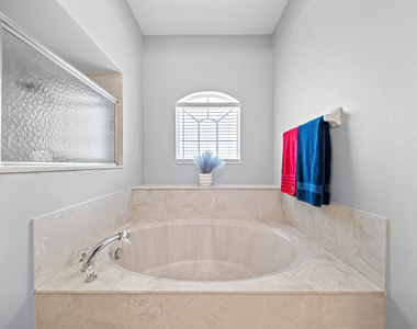 5918 Nw Hann Drive - Photo Thumbnail 39