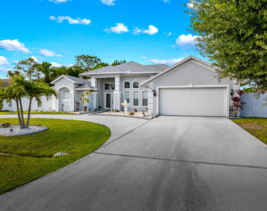 5918 Nw Hann Drive - Photo Thumbnail 3