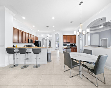 5918 Nw Hann Drive - Photo Thumbnail 15