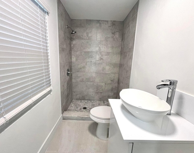 10730 Sw 149th Terrace - Photo Thumbnail 6