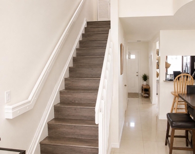 75 Whitehead Circle - Photo Thumbnail 15