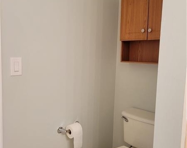 3569 Forest Hill Boulevard - Photo Thumbnail 22
