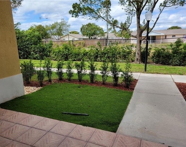 3569 Forest Hill Boulevard - Photo Thumbnail 30
