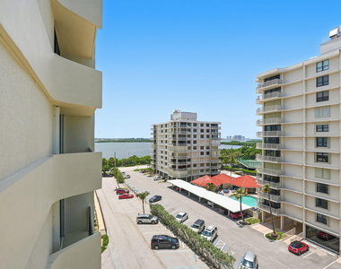 5460 N Ocean Drive - Photo Thumbnail 41