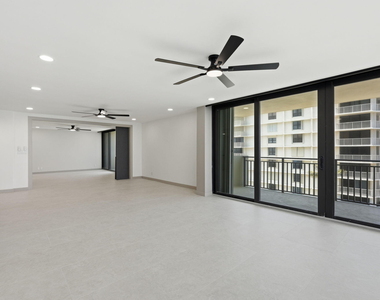 5460 N Ocean Drive - Photo Thumbnail 25