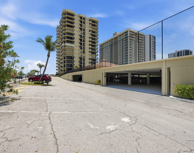 5460 N Ocean Drive - Photo Thumbnail 5