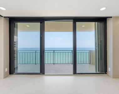 5460 N Ocean Drive - Photo Thumbnail 28