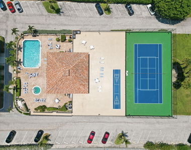 5460 N Ocean Drive - Photo Thumbnail 56