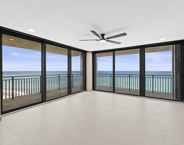 5460 N Ocean Drive - Photo Thumbnail 4