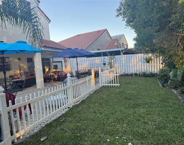 593 Bedford Avenue - Photo Thumbnail 28