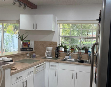 593 Bedford Avenue - Photo Thumbnail 20