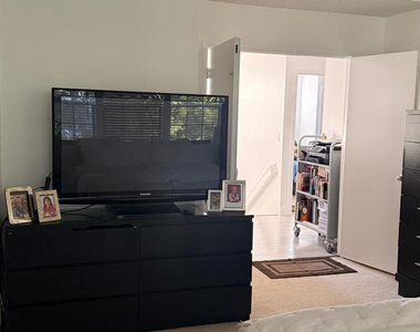 593 Bedford Avenue - Photo Thumbnail 33