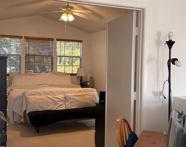 593 Bedford Avenue - Photo Thumbnail 34