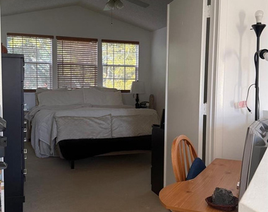 593 Bedford Avenue - Photo Thumbnail 32