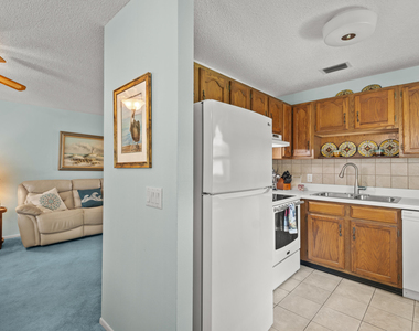 36 Vista Gardens Trail - Photo Thumbnail 6