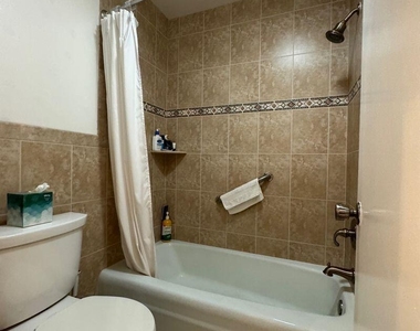 6219 Bay Club Drive - Photo Thumbnail 18