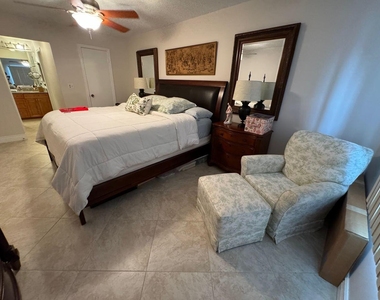 6219 Bay Club Drive - Photo Thumbnail 14