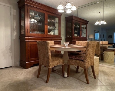 6219 Bay Club Drive - Photo Thumbnail 6