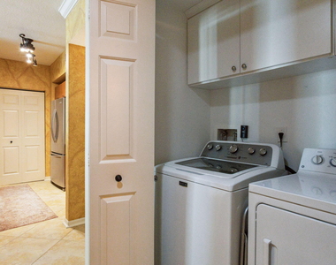 625 Casa Loma Boulevard - Photo Thumbnail 11