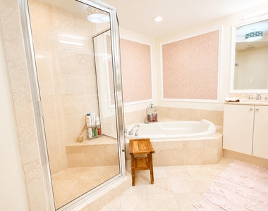 801 S Olive Avenue - Photo Thumbnail 4
