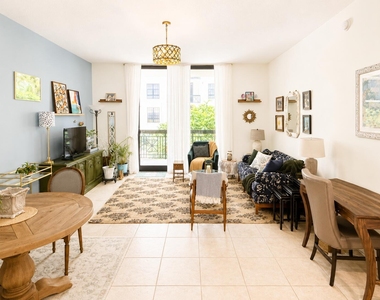 801 S Olive Avenue - Photo Thumbnail 1