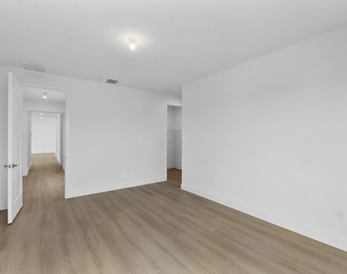 9322 Sunflower Mdw Road - Photo Thumbnail 43