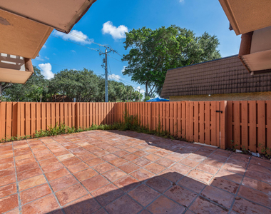 185 Charter Way - Photo Thumbnail 24