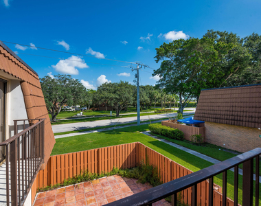185 Charter Way - Photo Thumbnail 22