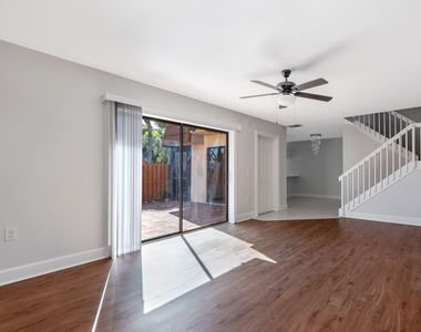 185 Charter Way - Photo Thumbnail 9