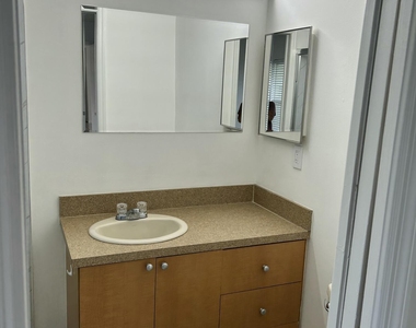 367 Sw Donna Terrace - Photo Thumbnail 16