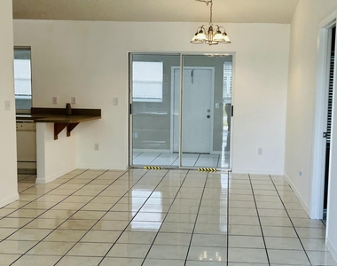 367 Sw Donna Terrace - Photo Thumbnail 3